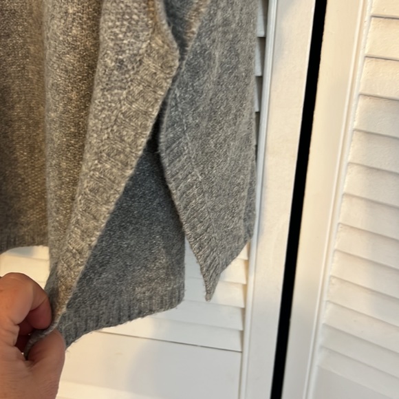 Loft, Gray pancho pullover sweateo - Picture 5 of 8